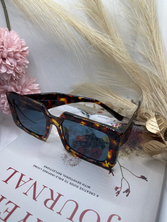 Hottie Leopard Sunglasses