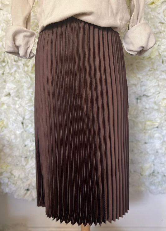 So Mindful Pleated Skirt