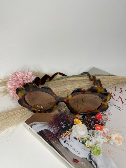 Wavy Leopard Sunglasses
